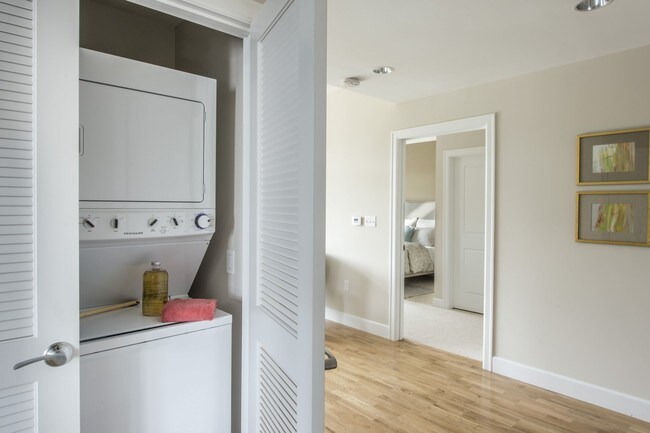 Lavandería en el apartamento - Brookside Square