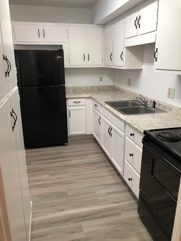 Foto del edificio - 5406 Woodland Trce