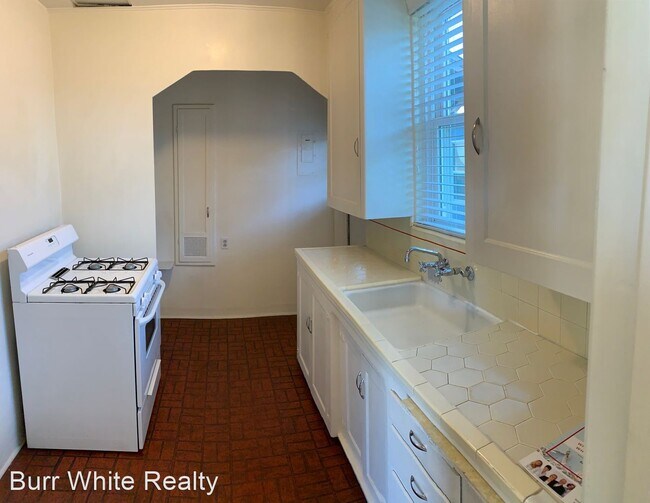 Foto del edificio - 1 br, 1 bath House - 1801 N. ROSS ST.