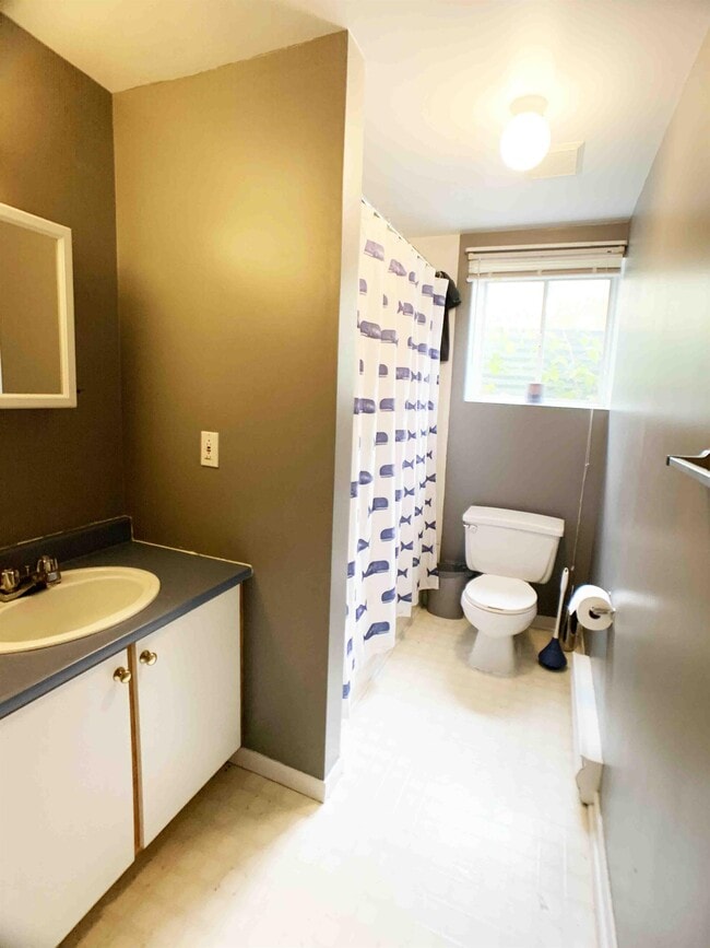 Building Photo - 24 A Edgecombe Dr