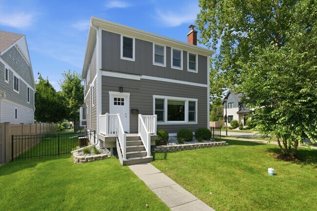 Foto del edificio - 586 S Hawthorne Ave