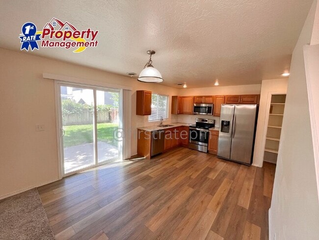 Foto del edificio - 1141 N Dove Ave