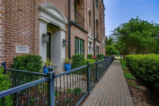 Foto del edificio - 5225 Baker Blvd