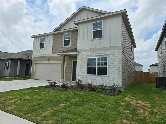 Building Photo - 145 Blazilmar Ln