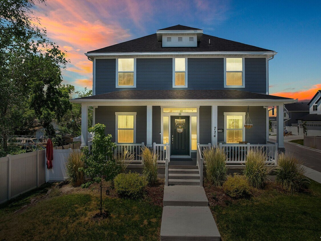 Foto principal - 724 Cami Nicole Ln