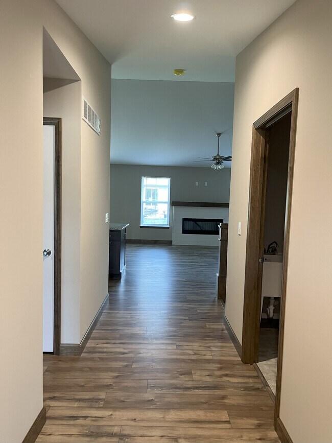 Foto del edificio - 5940 Arrow Ridge Rd