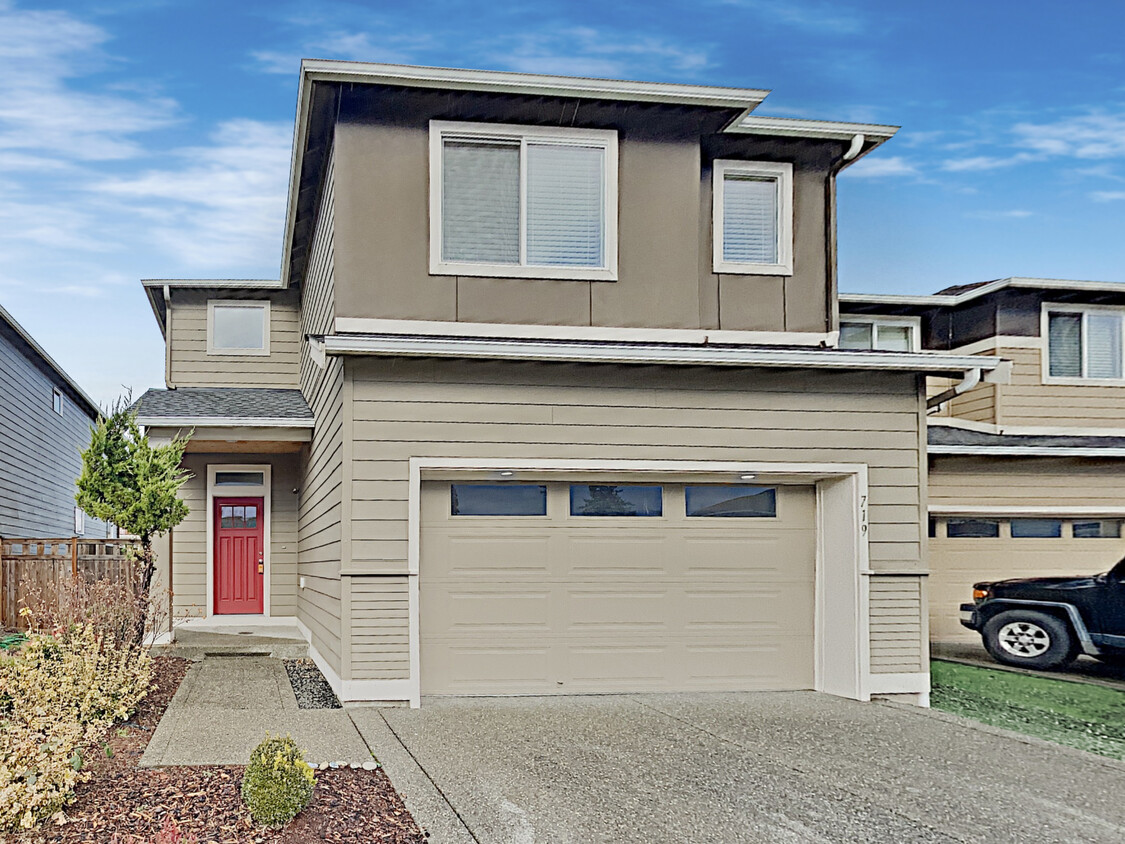 Foto principal - 719 204th St Ct E