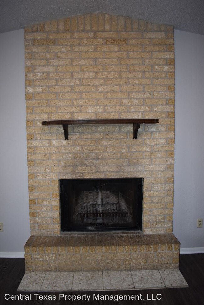 Foto del edificio - 3 br, 1.5 bath House - 2209 Lago Trail