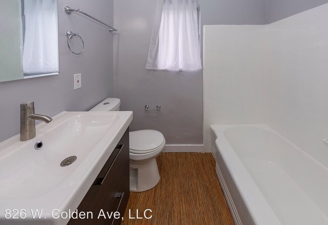 Foto del edificio - 826 W Colden Ave