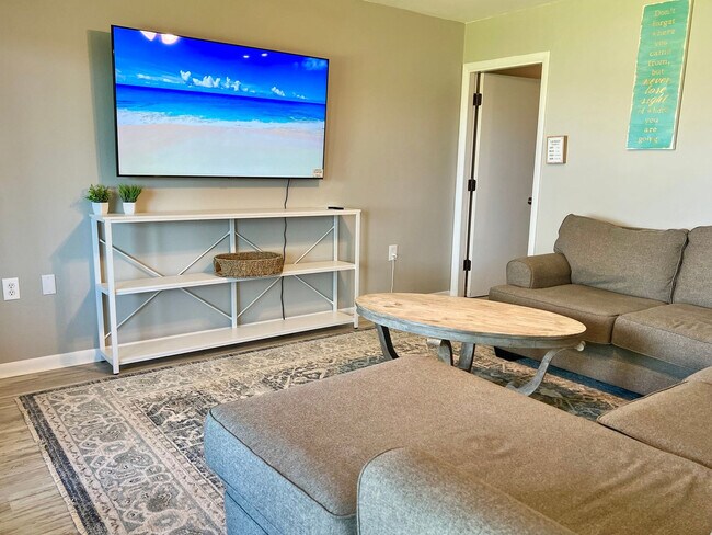 Foto del edificio - 565 Cove Dr NE
