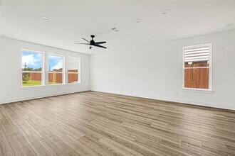 Building Photo - 7413 Charlie St