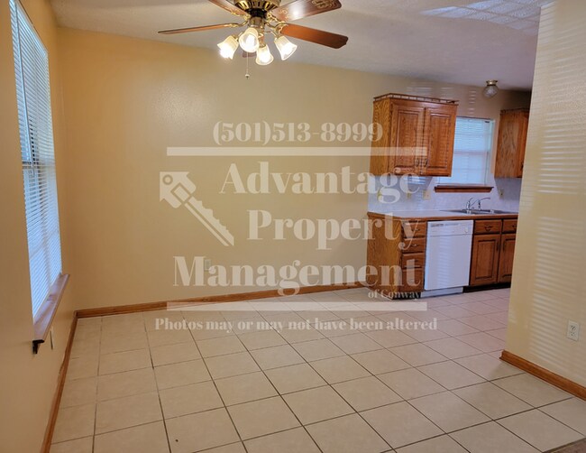 Building Photo - 107 S Baridon Unit A