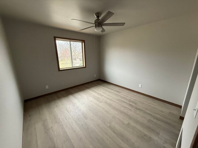 Foto del edificio - Suites on C Avenue