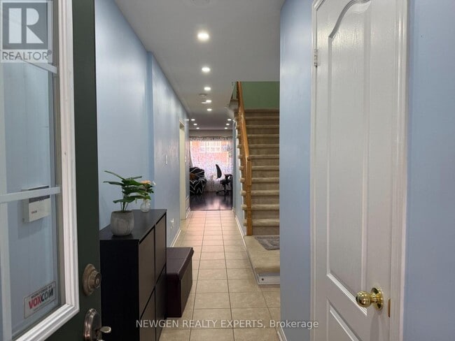 Building Photo - 7360-7360 Zinnia Pl