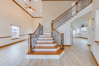 Building Photo - 8514 Bonner Dr