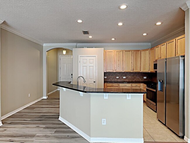 Building Photo - 20422 Falling Rock Dr