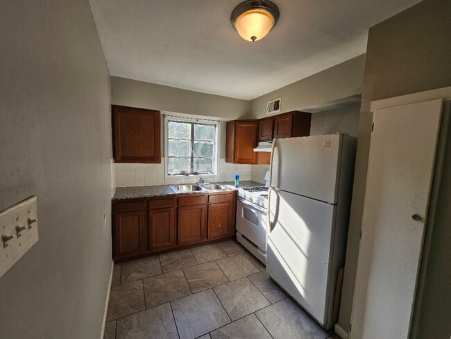 Foto del edificio - 23 Beacon Ave