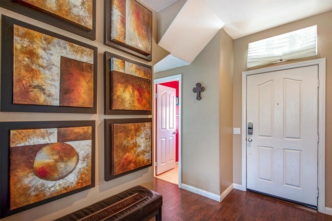 Foto del edificio - 3681 Chapman Ln
