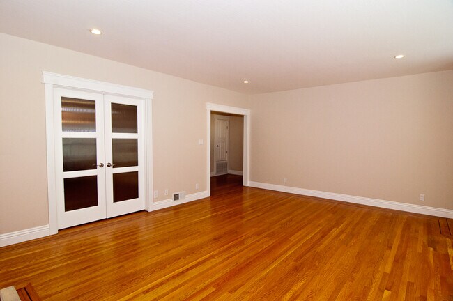 Foto del edificio - 2211 18th Ave