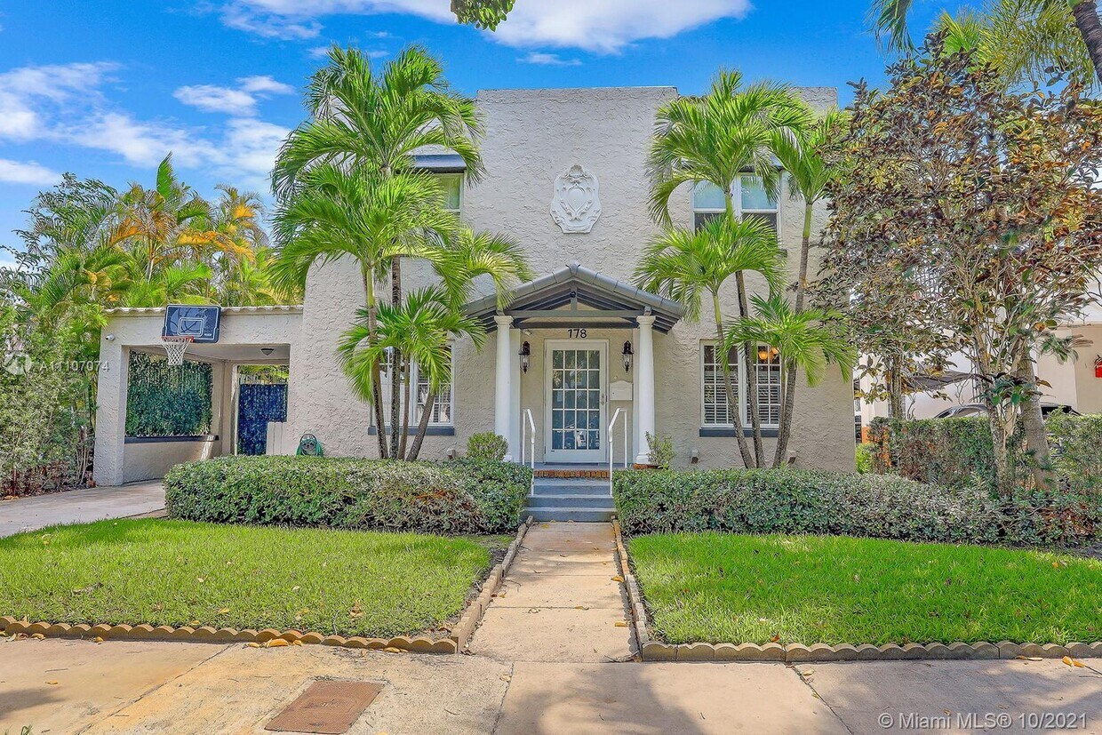 Foto principal - 178 NE 45th St