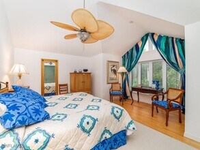 Building Photo - 883 Galleon Dr