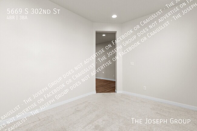 Foto del edificio - 5669 S 302nd St