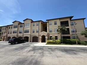 Building Photo - 12970 Positano Cir