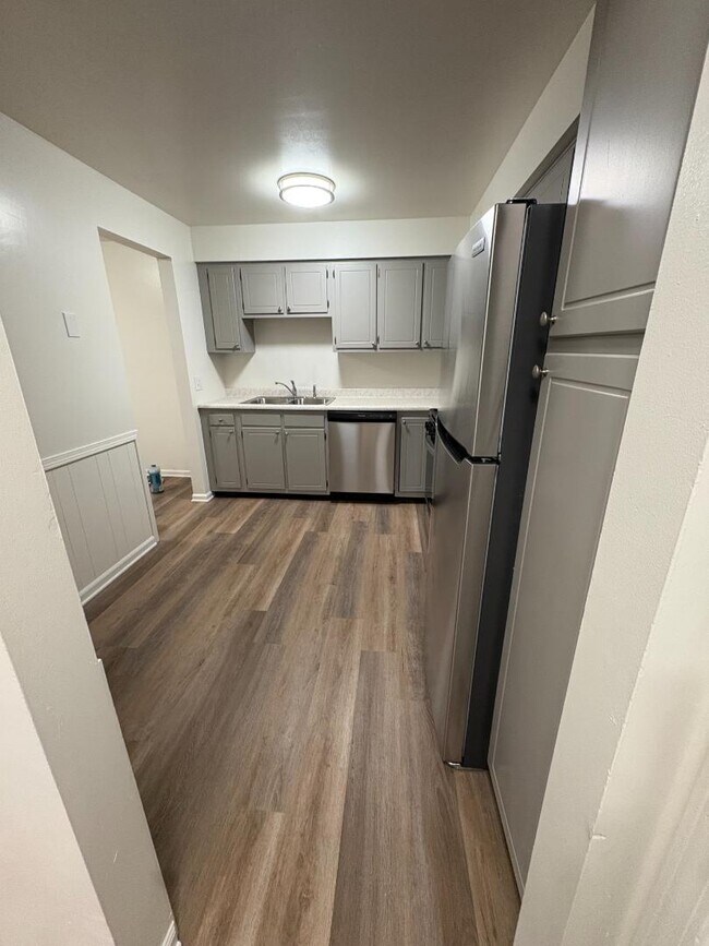 Foto del edificio - 630 56th St SE