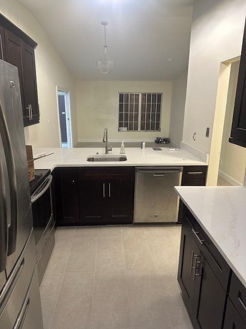 Building Photo - 5400 Lakewood Cir S
