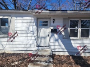 Building Photo - 1912 Culverson Ave