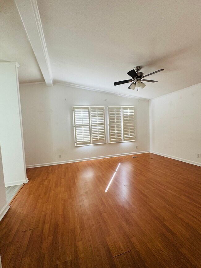 Foto del edificio - 10118 Berrypatch Ln