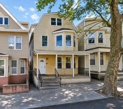 Building Photo - 136 Randolph Ave