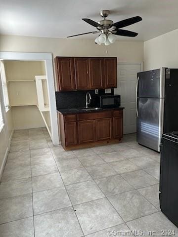Foto del edificio - 481-483-483 Hollister Ave