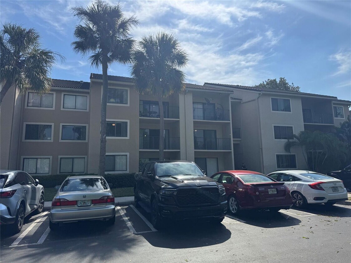 Photo - 9001 Wiles Road Apt #305, Coral Springs, FL 33067 - 2 BR 2 BA condo