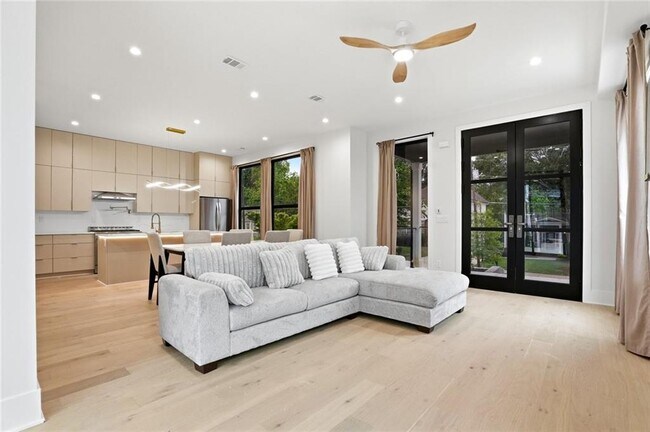 Foto del edificio - 1253 Atlantic Dr NW