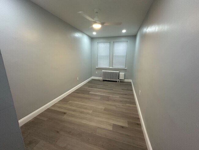 Foto del edificio - 1828 W Eleanor St