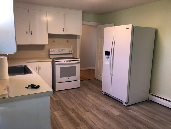 Building Photo - 56 Carignan Ave