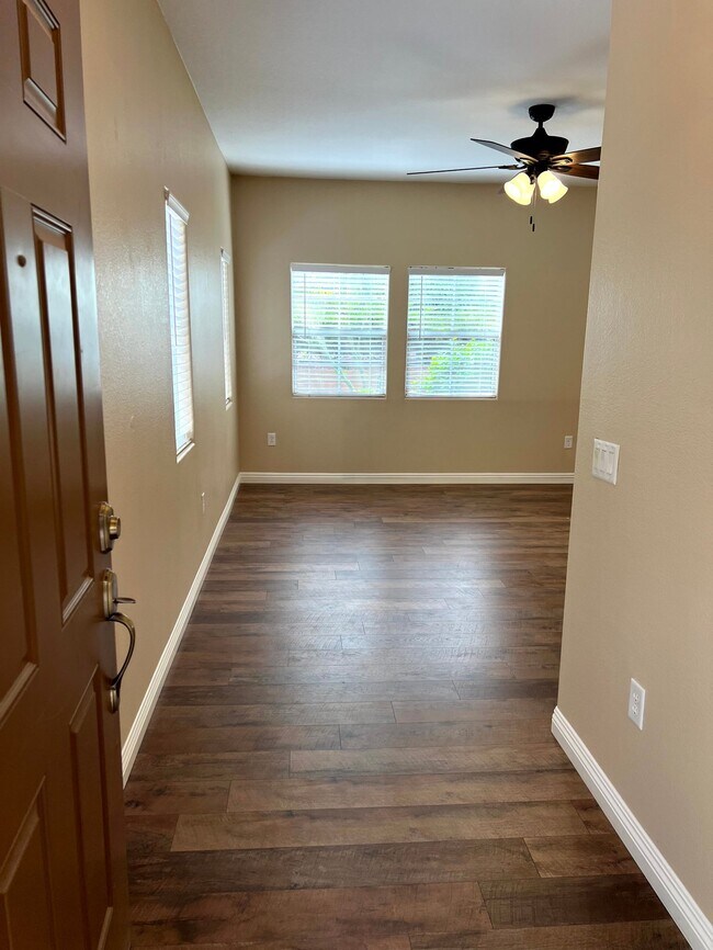 Foto del edificio - 3815 Juno Beach St