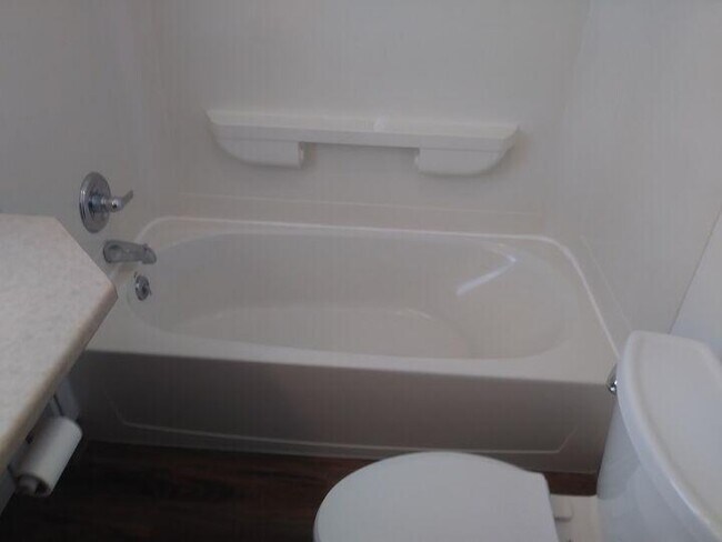 Building Photo - 2 bedroom in Red Lodge MT 59068