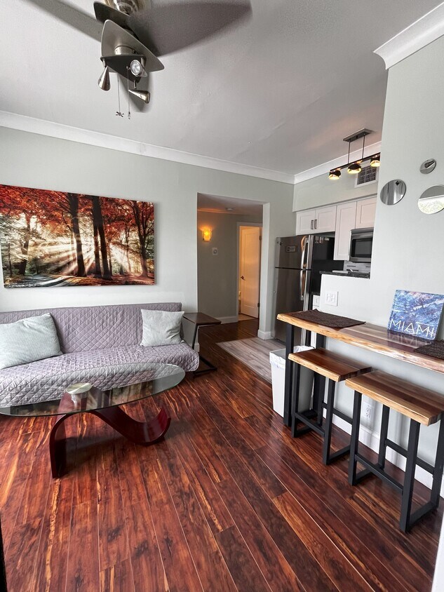 Foto principal - 1320 Drexel Ave