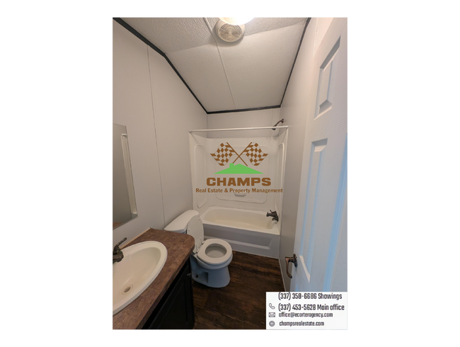 Foto del edificio - Three bedroom available for rent in Breaux...