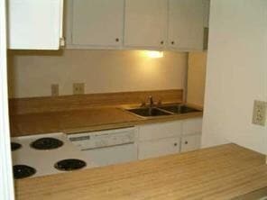 Foto del edificio - 1/1 Apartment Walking Distance to Shops an...