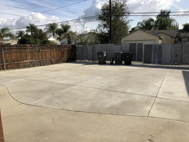 Foto del edificio - 720 S Glendora Ave