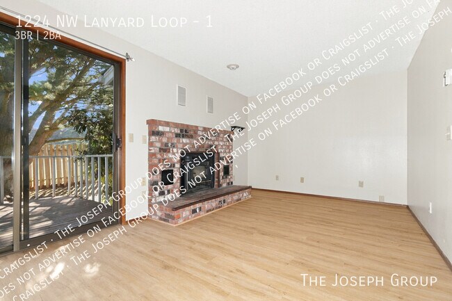 Foto del edificio - 1224 NW Lanyard Loop