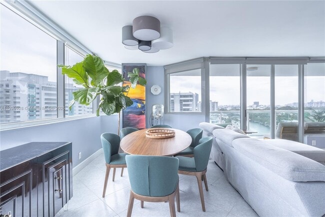 Building Photo - 3411 Indian Creek Dr