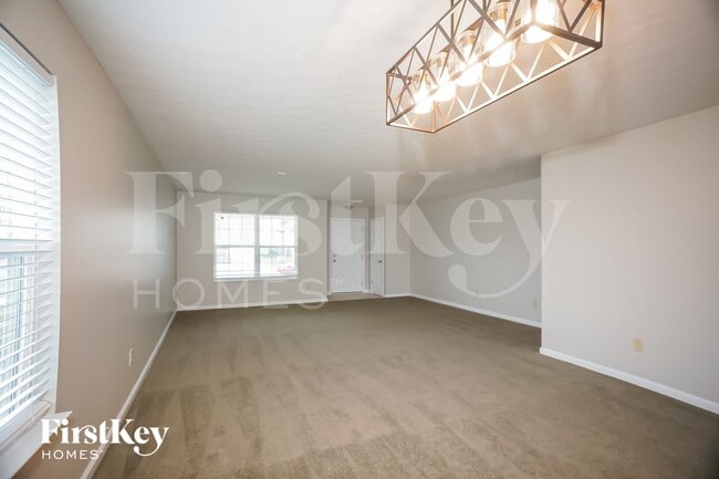 Foto del edificio - 869 Fieldstone Dr