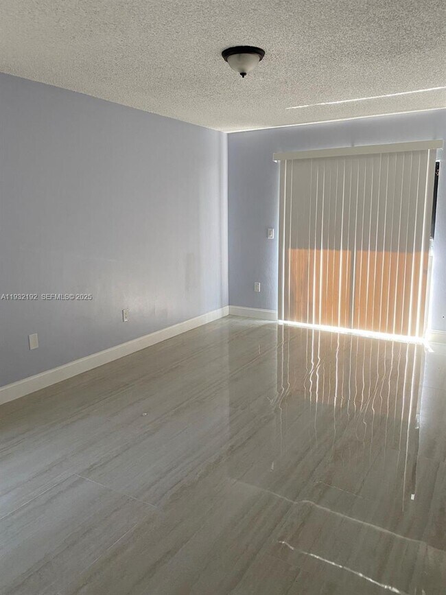 Foto del edificio - 16891 SW 92nd Ct