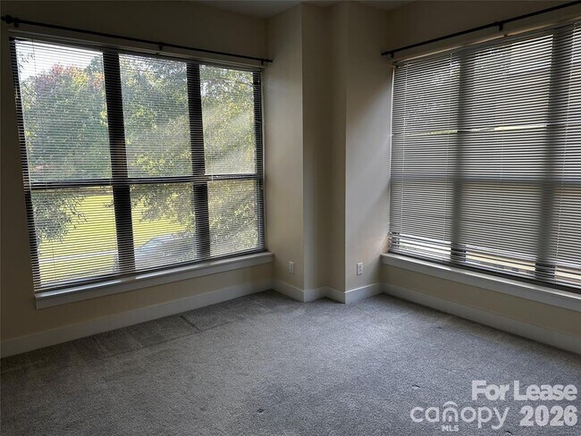 Foto del edificio - 3435 Spencer St