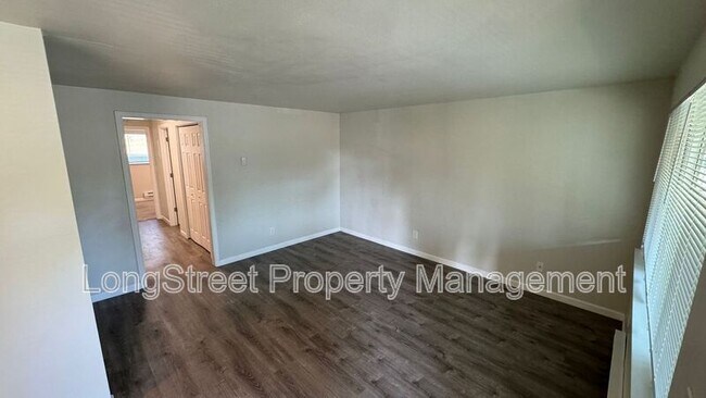 Foto del edificio - 329 SW 10th St