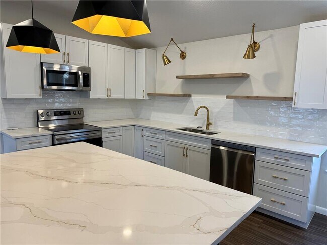 Foto del edificio - 3106 Point Cove